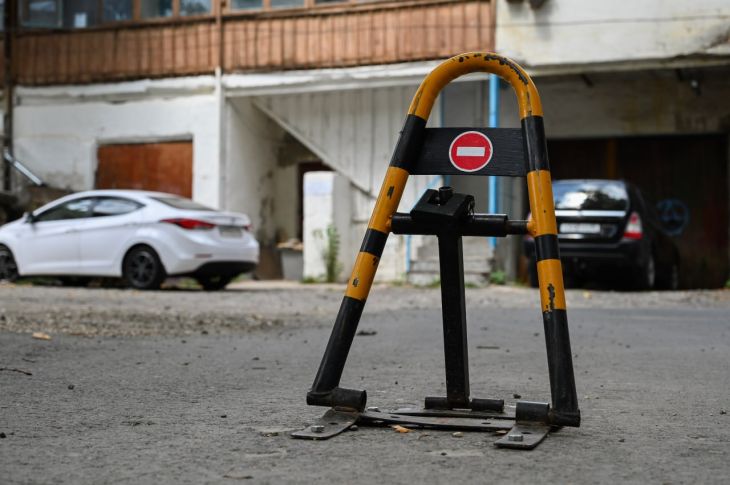 В Симферополе разгорелась битва за парковочные места