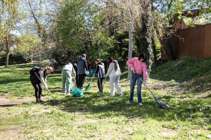 3800 симферопольцев вышли на субботник