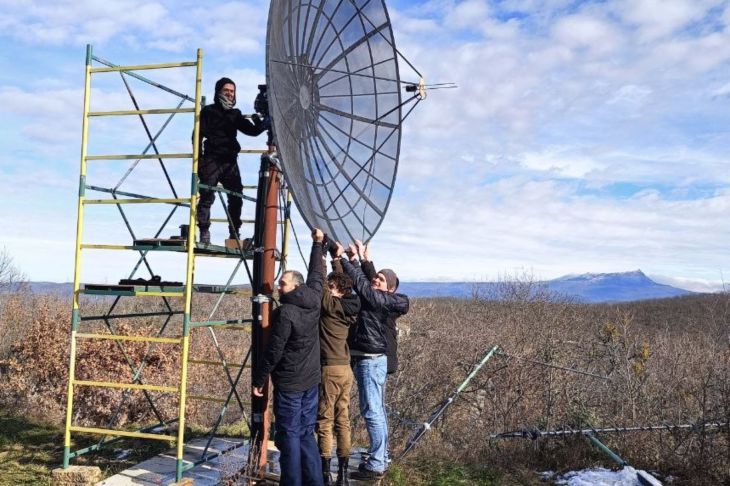 Студенты Симферопольского колледжа радиоэлектроники отремонтировали станцию управления космическими аппаратами