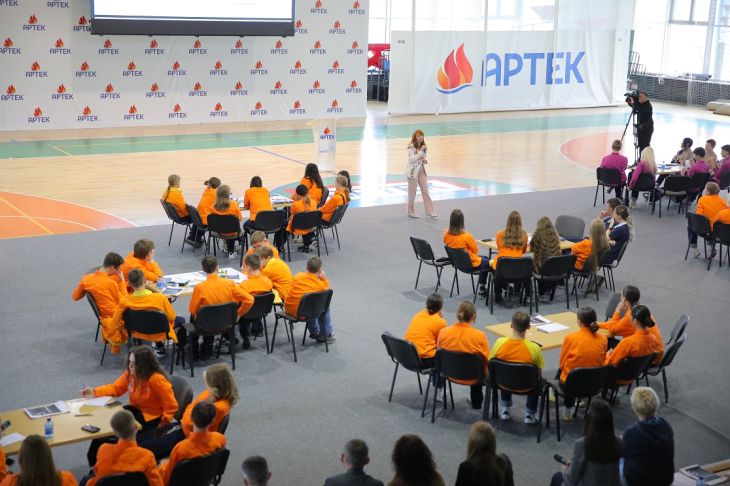 Артековцы прокачивают финансовую грамотность вместе с ВТБ