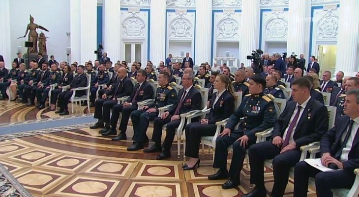 Выпускники «Времени героев» должны составить костяк управленцев, - Путин 