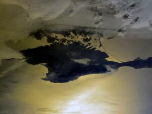 Российский космонавт поздравил Крым с Днём республики снимками полуострова с орбиты
